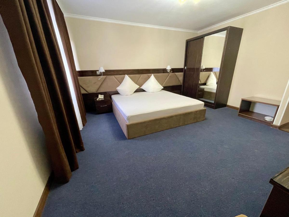 Comfortplace Атырау Экстерьер фото