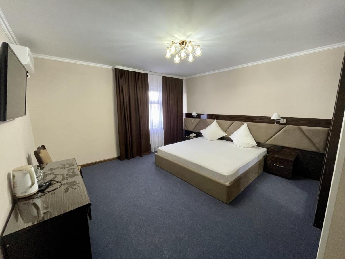 Comfortplace Атырау Экстерьер фото